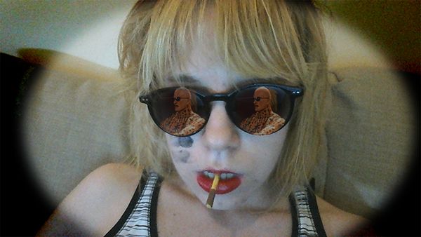 Io, che mi sono lasciata lievemente trascinare dall'atmosfera