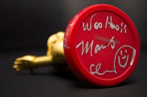 nintendon-amiibo-mario-martinet-gold-autografato